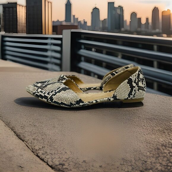 Old Navy Shoes Womens Size 7 Snake Print D'Orsay Flats Pointy Toe Heels Shoe - Picture 2 of 11
